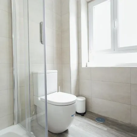 Colorful And Diaphanous- 3bd 1bth - Peral Apartment