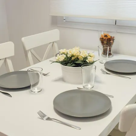 Colorful And Diaphanous- 3bd 1bth - Peral * Seville