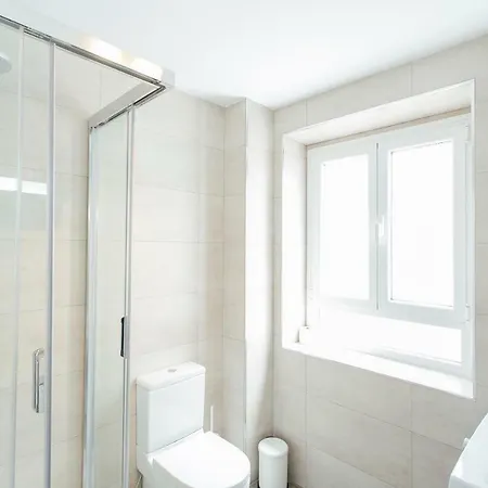 Colorful And Diaphanous- 3bd 1bth - Peral Apartment