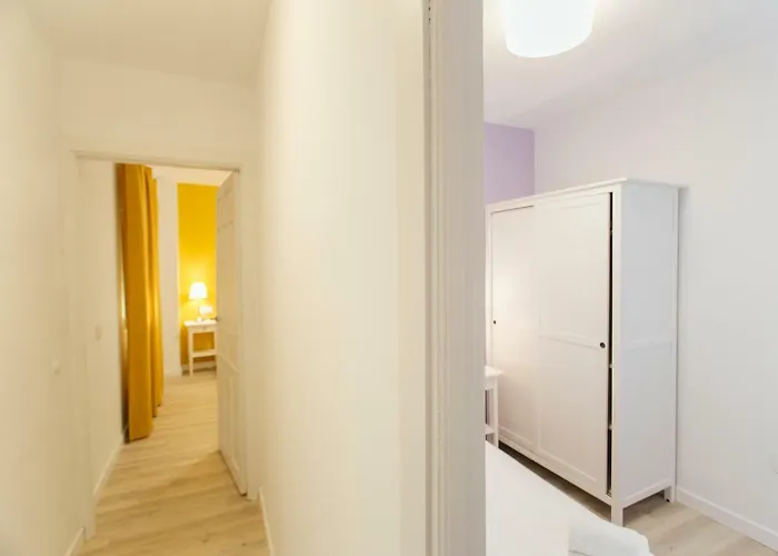 Lejlighed Colorful And Diaphanous- 3bdr 1bth - Peral